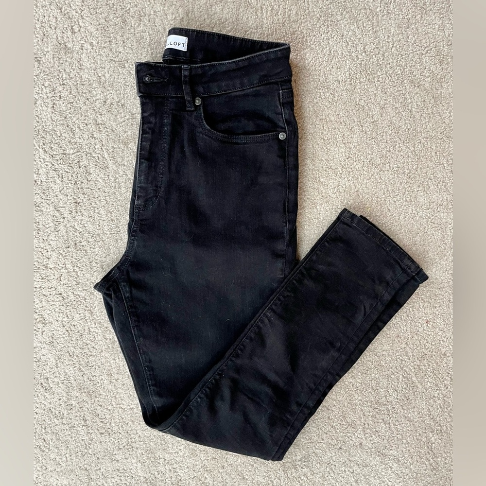 LOFT women's black high rise curvy skinny jean